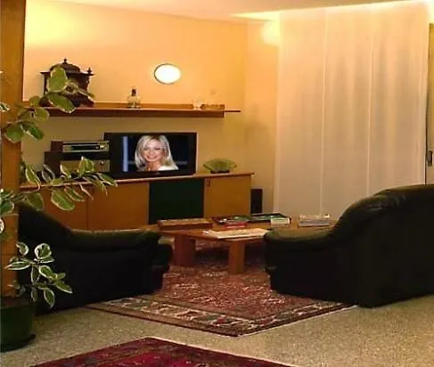 Giardino 3* ميلان