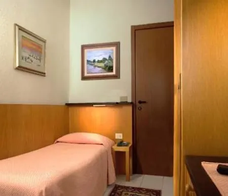 Giardino Hotel Milan